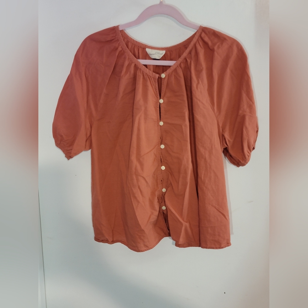 Women's Button-Front Puff Sleeve Top - Rust